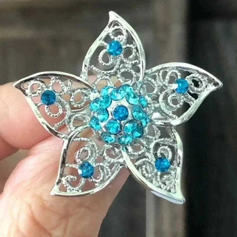3 for $25/ Elegant Blue Gemstone Silver Sweater Brooch Lapel Pin 1 NWT